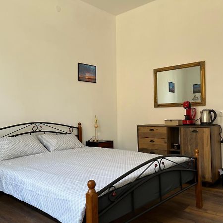 Prista Guest Rooms Ruse Exterior foto