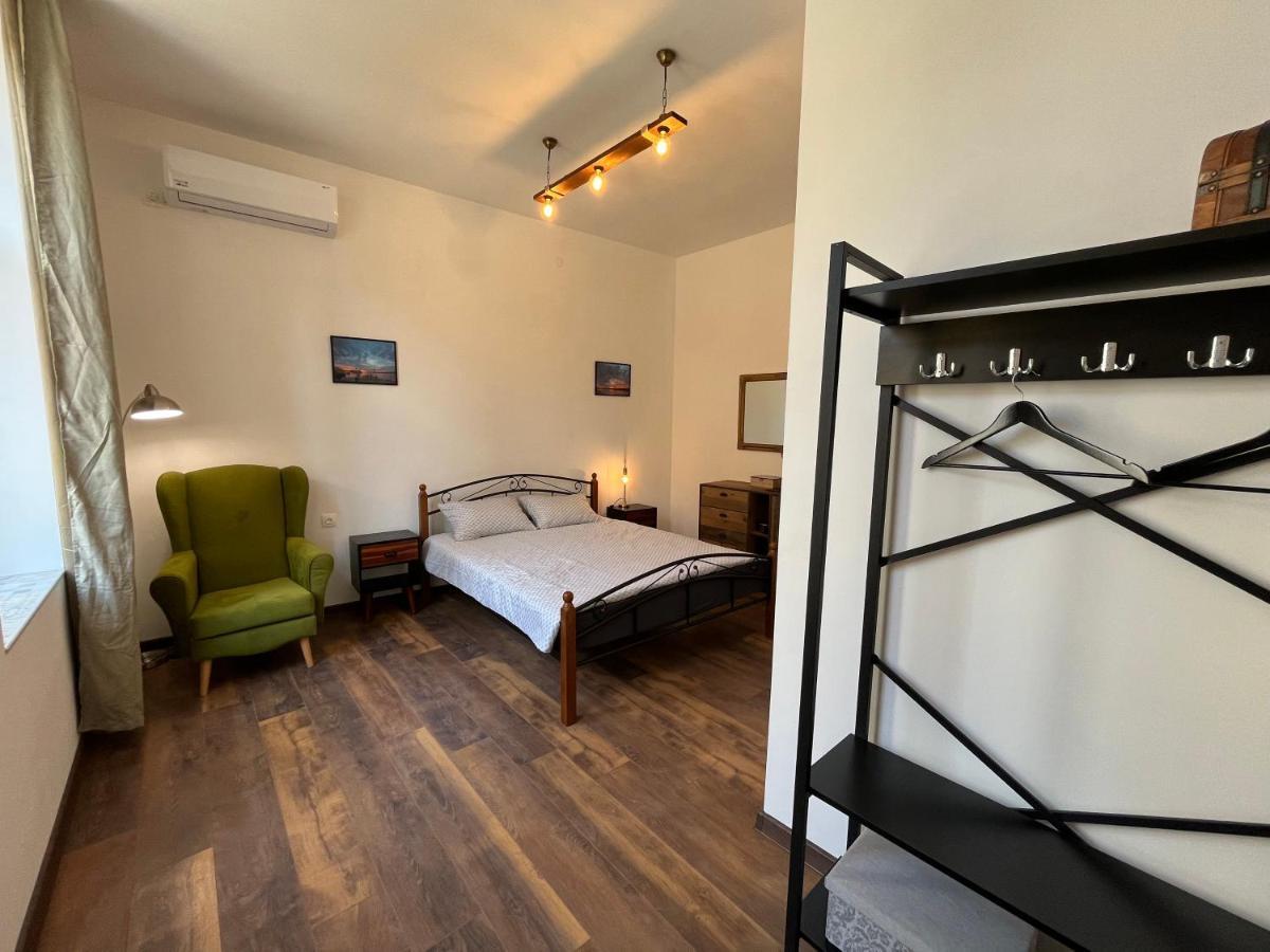 Prista Guest Rooms Ruse Exterior foto